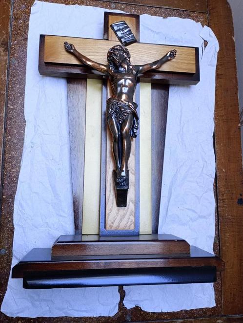 Kuisbeeld crucifix, Verzamelen, Religie, Zo goed als nieuw, Christendom | Katholiek, Beeld(je), Ophalen