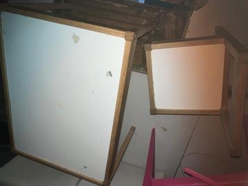 Houten tafel IKEA peuters met stoelen (1 nooit gebruikt) beschikbaar voor biedingen