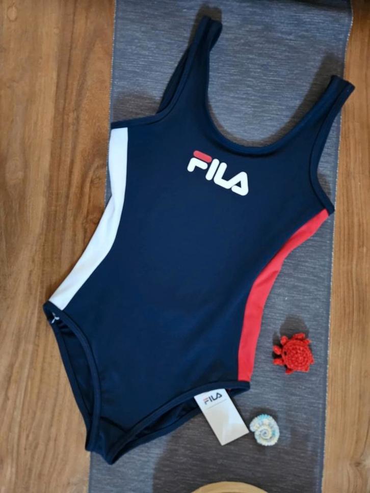 FILA Maillot de bain bleu marine taille XS neuf, Vêtements | Femmes, Vêtements de Bain & Maillots de Bain, Neuf, Maillot de bain