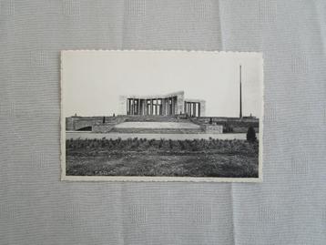 postkaart, monument Bastogne 40-45 beschikbaar voor biedingen