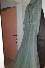 Feestkleed, Ophalen, Zo goed als nieuw