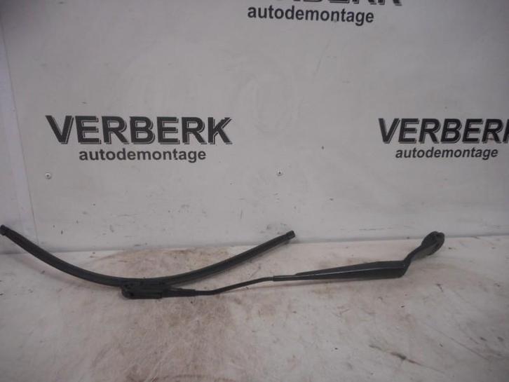 RUITENWISSERARM LINKS VOOR Ford Focus (cm5117c495bc), Auto-onderdelen, Ruiten en Toebehoren, Ford, Gebruikt