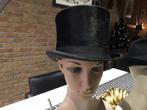 Ancien chapeau noir 50€ le gris 35€ celui marine 50€, Enlèvement ou Envoi, Comme neuf