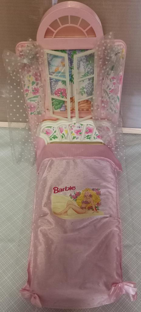 Barbie Bed - Bathroom set (ontbreekt kraantje), Enfants & Bébés, Jouets | Poupées, Utilisé, Barbie, Enlèvement ou Envoi