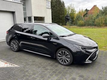 Toyota Corolla 1,8 Hybrid Touring Sports Premium beschikbaar voor biedingen