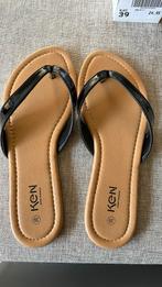 Slippers maat 39 KEN Nieuw!, Kleding | Dames, Ophalen, Nieuw, Slippers