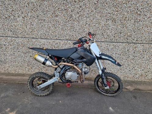 Bucci F6 pitbike dirtbike crossmotor 125cc doma ycf volt rxf, Fietsen en Brommers, Minibikes, Midibikes en Pitbikes, Gebruikt