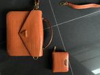 Handtas Geuss - (gratis portemonnee), Ophalen of Verzenden, Zo goed als nieuw, Oranje, Handtas