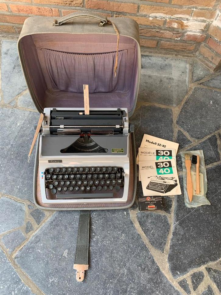 COMPLETE SET: Erika 42 typemachine, Diversen, Typemachines, Ophalen of Verzenden