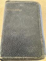 ANTIEKE HOLY BIBLE  1915 - ILLUSTRATED, Antiek en Kunst, Ophalen of Verzenden