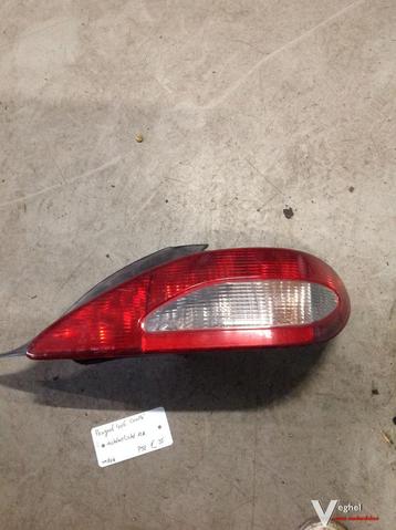 Peugeot 406 Coupe Achterlicht Rechts  beschikbaar voor biedingen