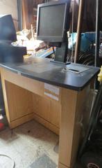 Computerdesk met scherm en barcode scanner, Informatique & Logiciels, Enlèvement, Comme neuf