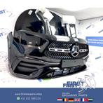 H247 GLA AMG LINE VOORKOP ZWART 2019-2024 origineel Mercedes, Gebruikt, Ophalen of Verzenden, Bumper, Mercedes-Benz