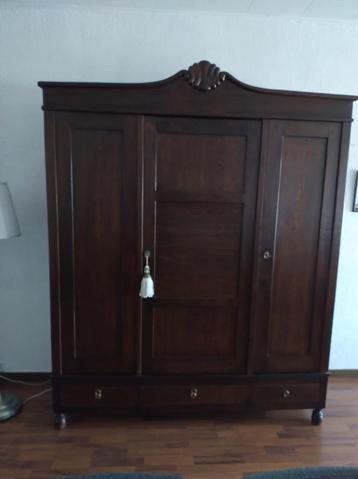 Tafel en kast living, Huis en Inrichting, Complete eetkamers, Ophalen, Gebruikt