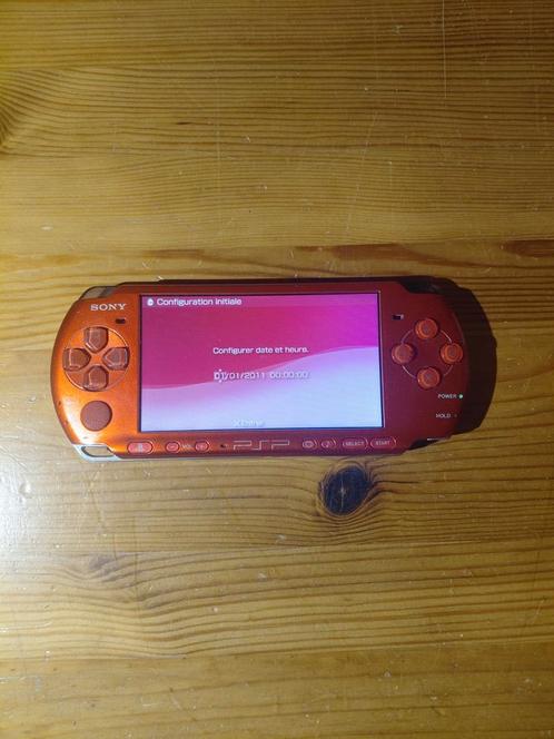Psp rood, Games en Spelcomputers, Spelcomputers | Sony PSP, Gebruikt, PSP, Overige kleuren, Ophalen of Verzenden
