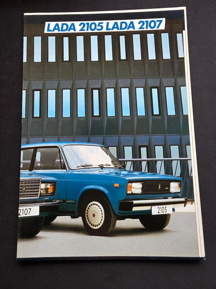 Brochure Lada 2105/2107, Livres, Autos | Brochures & Magazines, Enlèvement ou Envoi