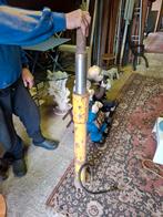 Piston voor kliefmachine, Ophalen