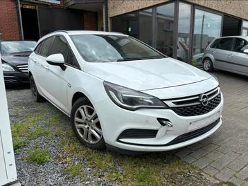Opel Astra 1.6 Cdti/Bj 10.2016/Km 144.000/Dommages au moteur