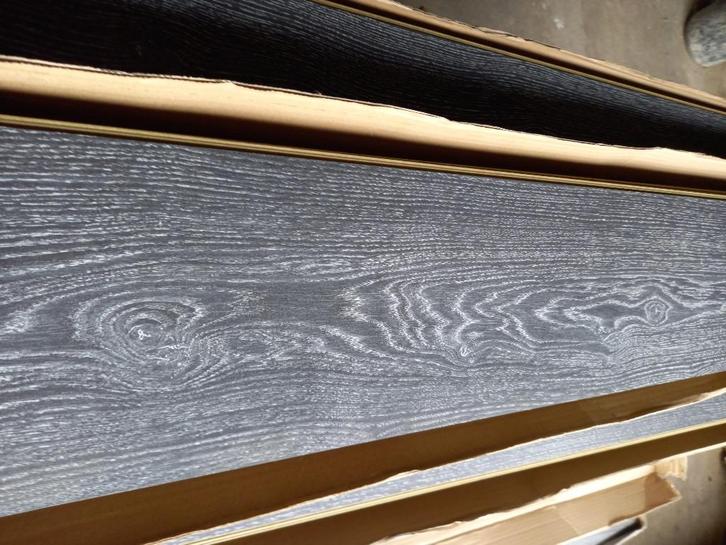 Laminaat  Carbonized Oak 32,8 m², Doe-het-zelf en Bouw, Hout en Planken, Gebruikt, Overige typen, Overige houtsoorten, Minder dan 200 cm