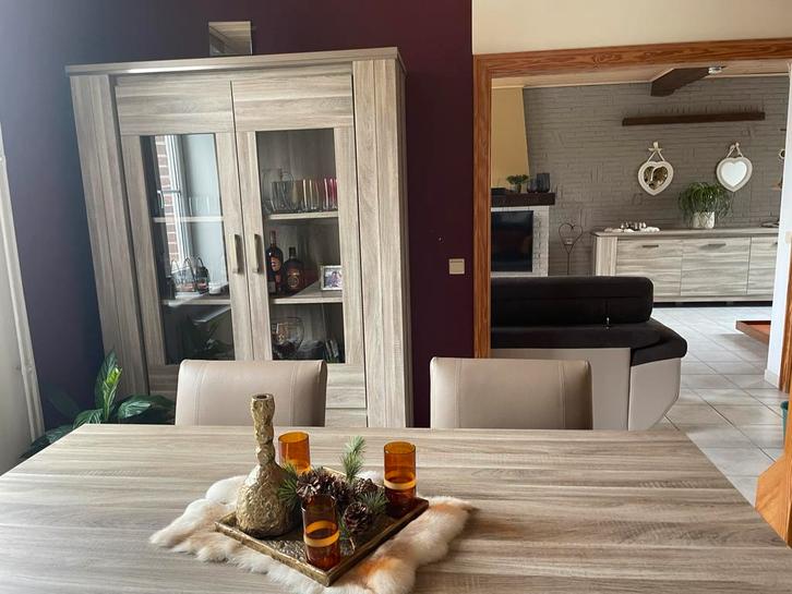 Complete Eetkamerset met 4 lederen stoelen  en keukentafel, Maison & Meubles, Salles à manger complètes, Comme neuf, Enlèvement