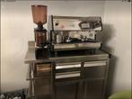 Pavoni machine à café avec armoire et accessoires, Electroménager