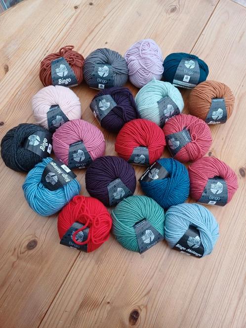 19 pelotes de fils Lang BINGO 100% laine mérinos, Hobby & Loisirs créatifs, Tricot & Crochet, Neuf, Crochet, Enlèvement