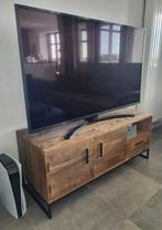 Massief houten TV meubel, Ophalen, Zo goed als nieuw
