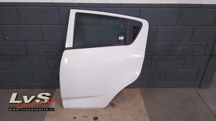 Portier 4Deurs links-achter van een Chevrolet Spark (GAZ), Auto-onderdelen, Carrosserie, Deur, Chevrolet, Gebruikt, 3 maanden garantie
