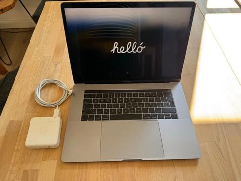 Apple MacBook Pro 15" (2019), Computers en Software, Apple Macbooks, Zo goed als nieuw, MacBook, 15 inch, 3 tot 4 Ghz, 1 TB of meer