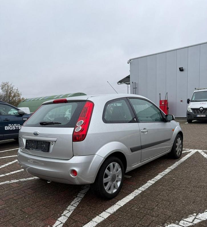Ford Fiesta 2006 – 1.6 benzine – 51.000 km – Keuring OK, Auto diversen, Handleidingen en Instructieboekjes, Ophalen of Verzenden