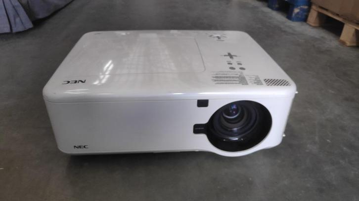Sharp NEC NP 4001 videoprojector, Audio, Tv en Foto, Beamers, Gebruikt, DLP, Full HD (1080), Ophalen of Verzenden