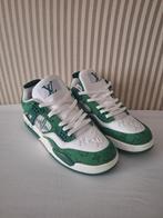 Sneakers Louis Vuitton Jordan 4, Nieuw, Ophalen of Verzenden, Sneakers, Louis Vuitton