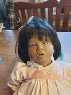 Donkere pop van Katie By Helena Sprong 1994, Enlèvement ou Envoi, Comme neuf, Poupée