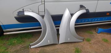 AUDI A2 VOORSCHERMEN LINKS+RECHTS BJ 2006 beschikbaar voor biedingen