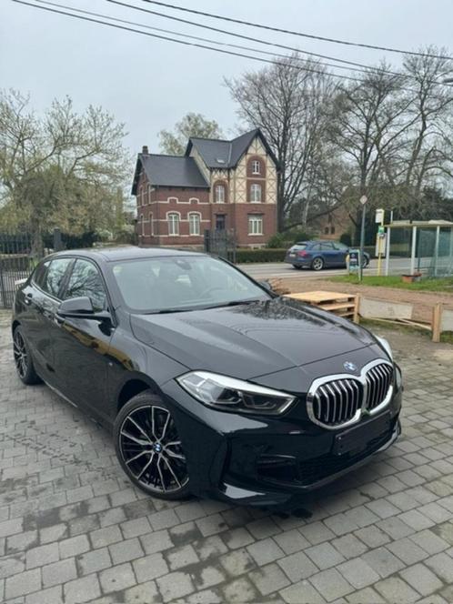 Bmw 120i benzine in automaat //2023 // 5500km, Autos, BMW, Particulier, Série 1, ABS, Airbags, Air conditionné, Alarme, Apple Carplay
