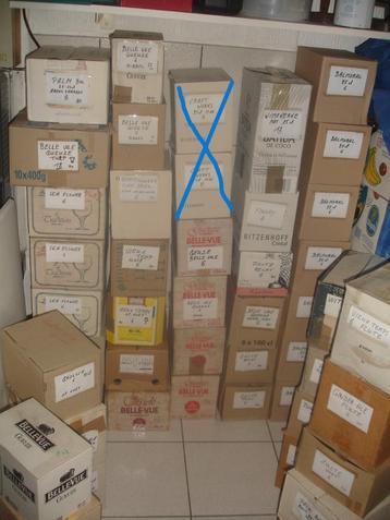 300 bierglazen, 50 dozen van 6 stuks voor € 20,00 beschikbaar voor biedingen