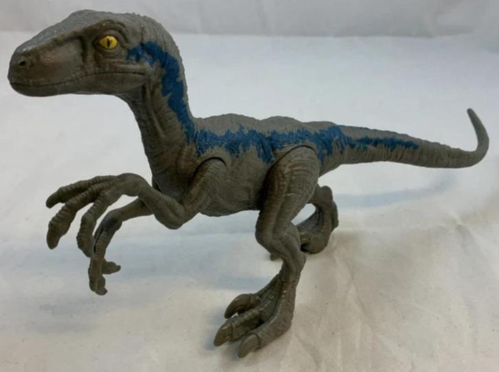 Jurassic World Legacy Collection Velociraptor Blue dino 2017, Verzamelen, Poppetjes en Figuurtjes, Zo goed als nieuw, Verzenden