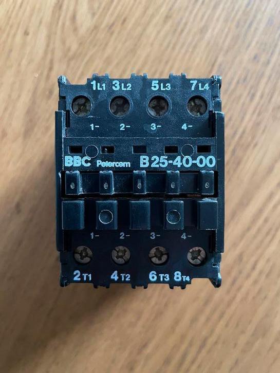 BBC Petercem-schakelaar B25-40-00, Doe-het-zelf en Bouw, Elektriciteit en Kabels, Zo goed als nieuw, Overige typen, Ophalen of Verzenden