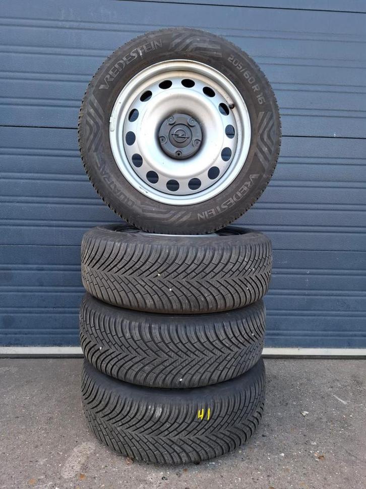 Opel Combo Partner Berlingo velgen 205-60-16 5x108 - Set 20., Auto-onderdelen, Banden en Velgen, Banden en Velgen, Zomerbanden