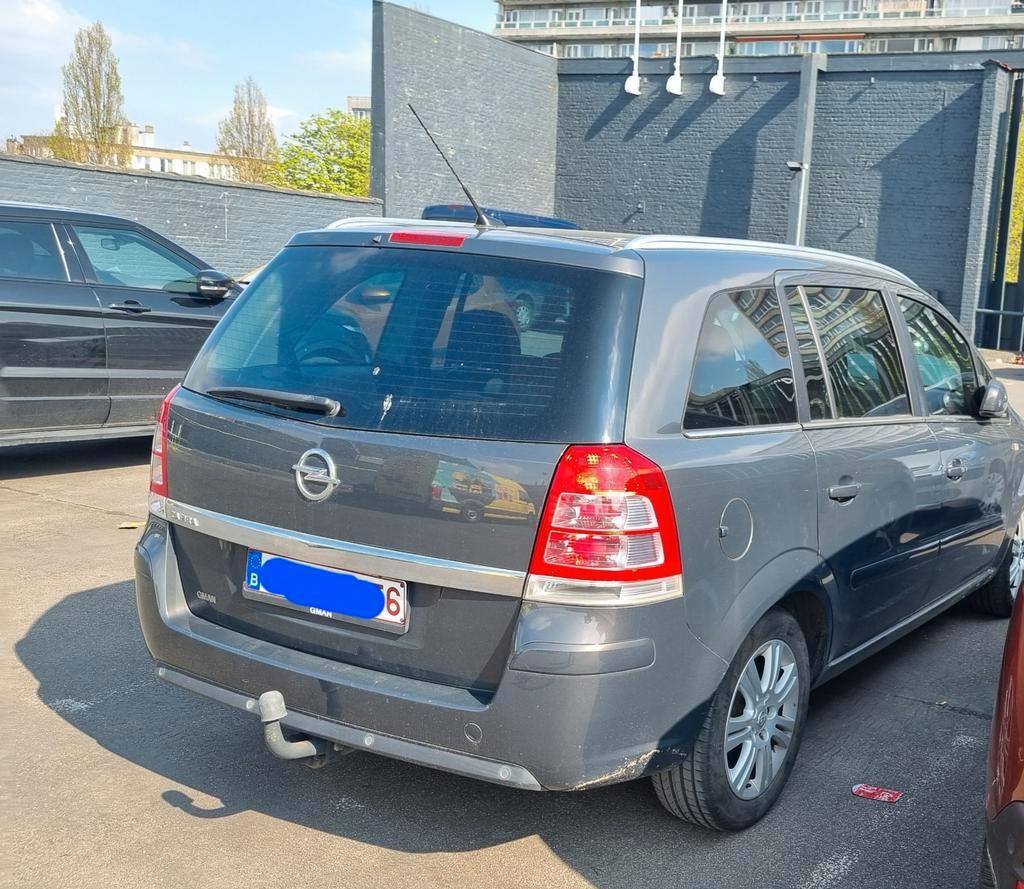 ② Opel zafira b gris — Opel — 2ememain