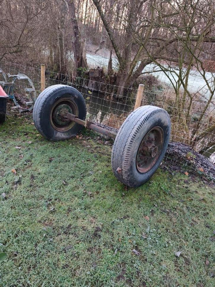 Essieux agricole, Diversen, Overige Diversen, Ophalen