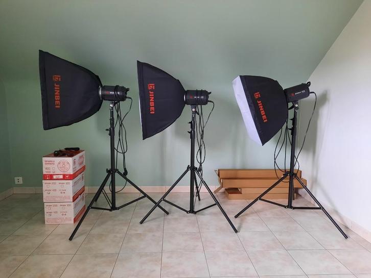Jinbei fotostudio 400, Audio, Tv en Foto, Fotografie | Fotostudio en Toebehoren, Zo goed als nieuw, Complete fotostudio, Ophalen
