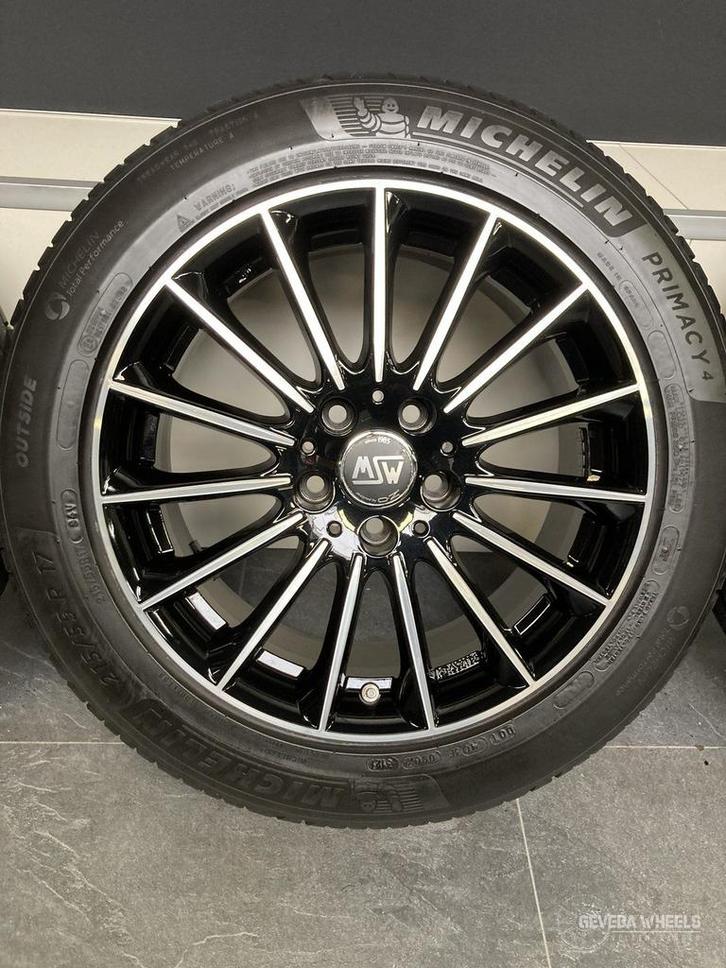 17” Hyundai Kona sport velgen + Michelin banden 5x114.3 TPMS, Auto-onderdelen, Banden en Velgen, Banden en Velgen, Zomerbanden