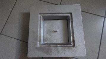 aluminium putdeksel  beschikbaar voor biedingen