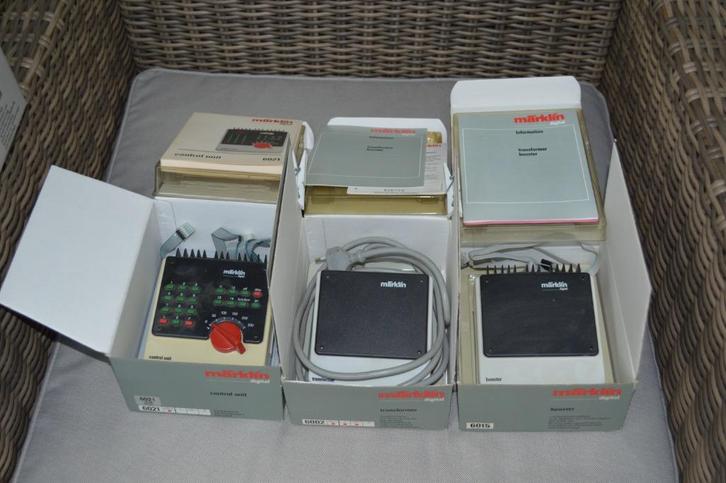 Mä 6002 /6015 en 6021 : digitale voedingsmodules, Hobby en Vrije tijd, Modeltreinen | H0, Gebruikt, Transformator of Voeding, Wisselstroom