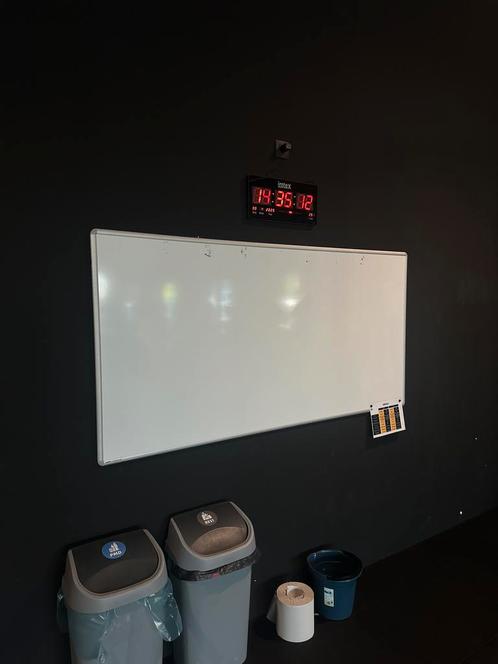 Whiteboard 100x200cm, Doe-het-zelf en Bouw, Verwarming en Radiatoren, Zo goed als nieuw, Ophalen