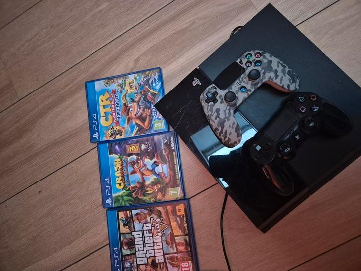 PS4 avec 3 jeux et 2 manettes, Games en Spelcomputers, Spelcomputers | Sony PlayStation 2, Zo goed als nieuw, Ophalen