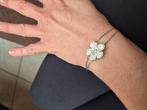 Prachtige zilverkleurige Victoria bloem  armband met crystal, Ophalen of Verzenden, Zo goed als nieuw