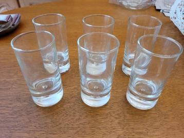 glaasjes voor hapjes beschikbaar voor biedingen
