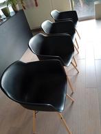 4 mooie intacte zwarte stoelen, Vier, Hout, Zo goed als nieuw, Zwart